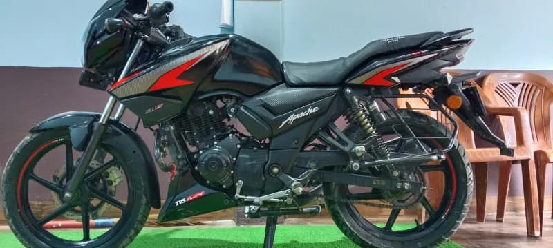 2023 TVS Apache RTR 160