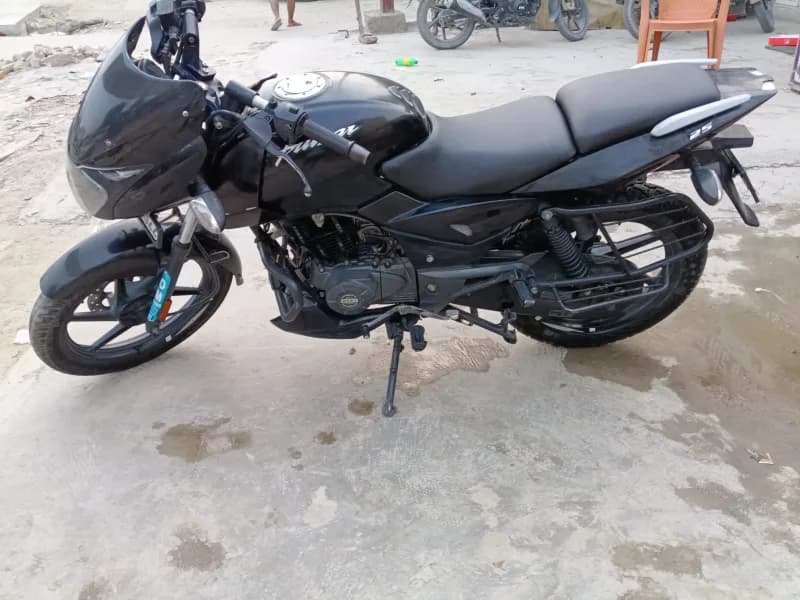 2022 Bajaj PULSAR 125